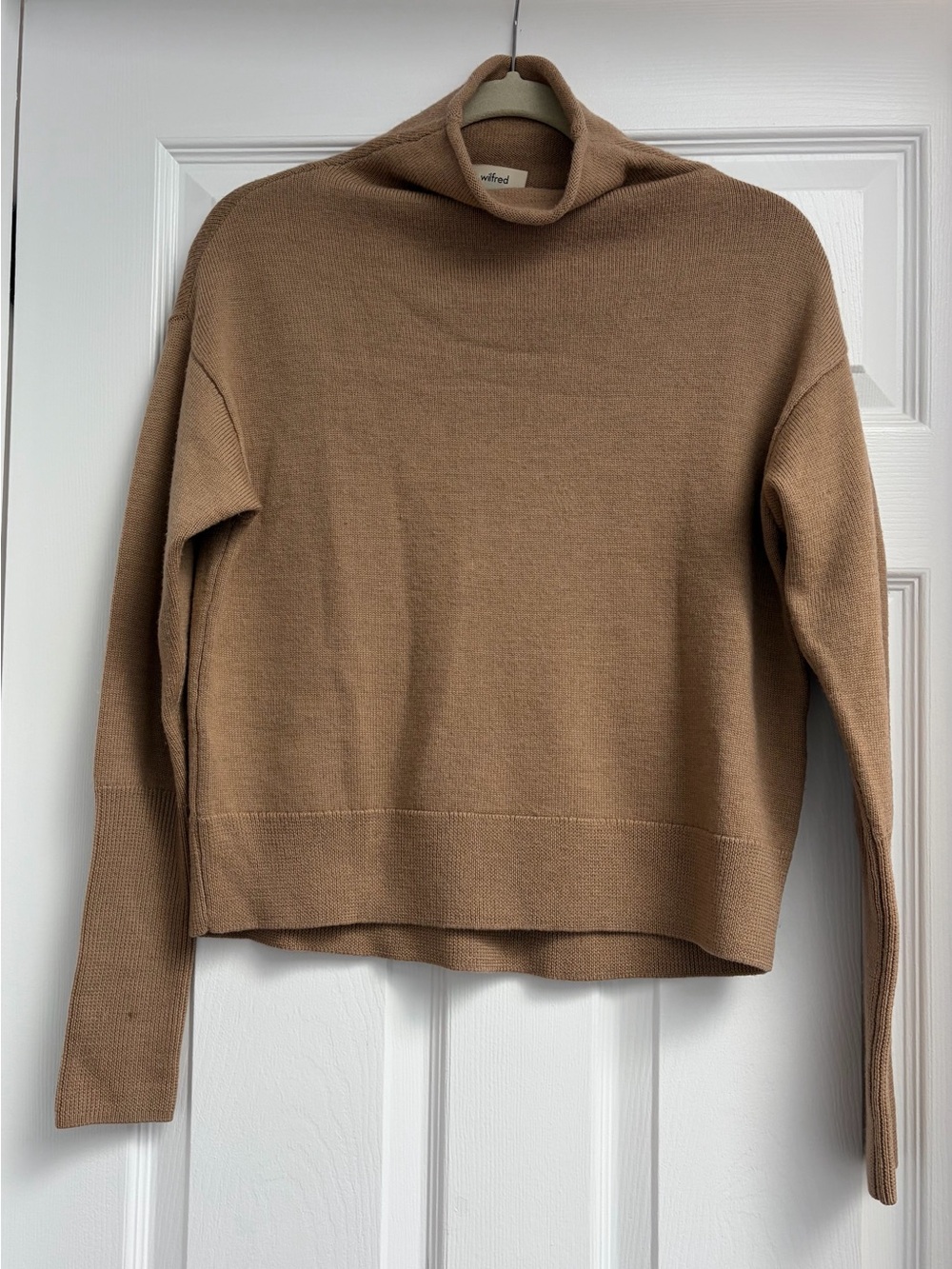 Wilfred 100% Merino Wool Turtleneck Sweater XS